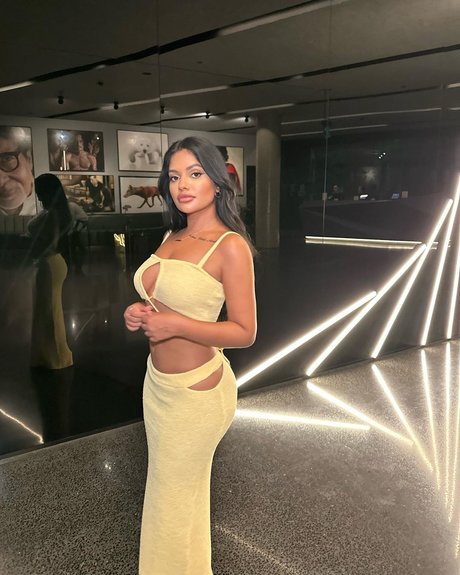 Ari Kumar sexo estrella porno archivo