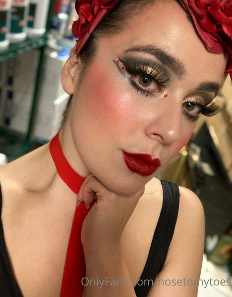 nosetomytoes estrella porno del sexo fotos