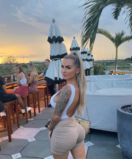 Kirsten Simmermeyer estrella porno sexy archivo