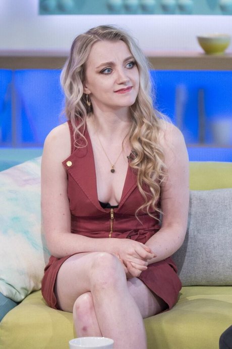 Evanna Lynch modèle sympa galeries