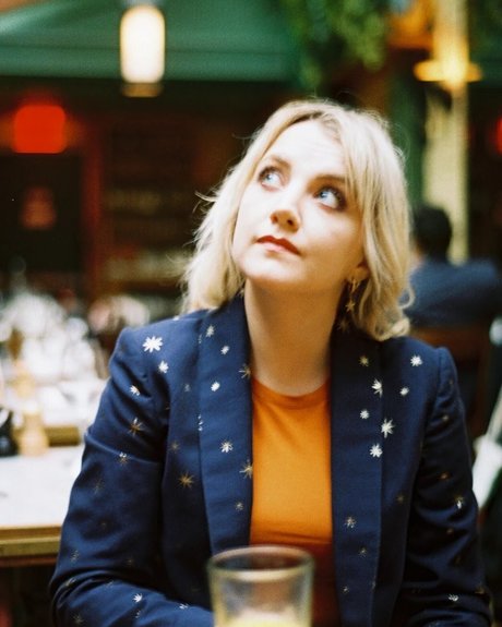 Evanna Lynch star du porno de haute qualité des photos