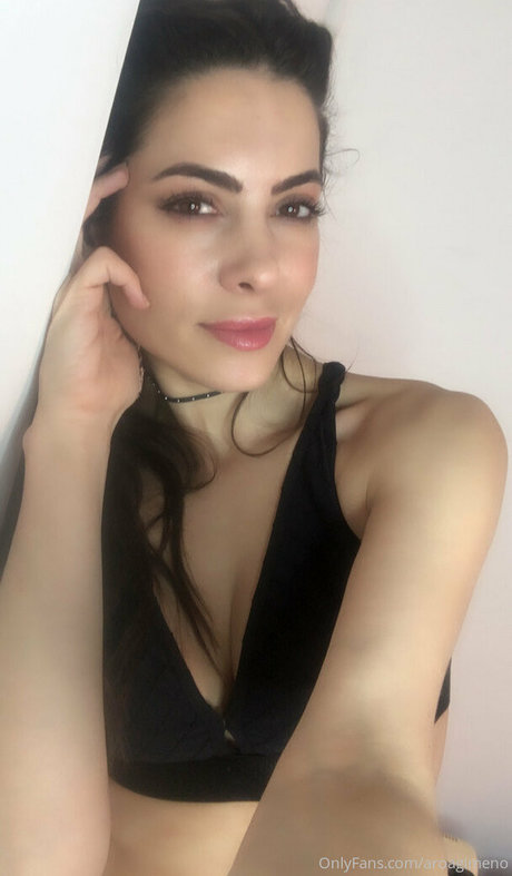 Aroa Gimeno estrella porno gratis galería