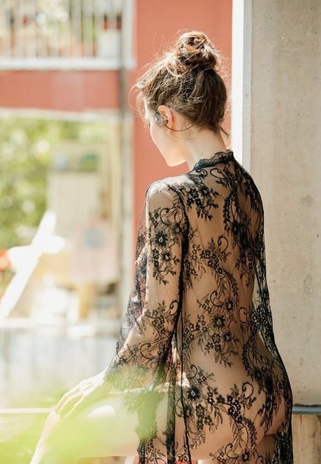 Aroa Gimeno desnudos estrella porno imágenes