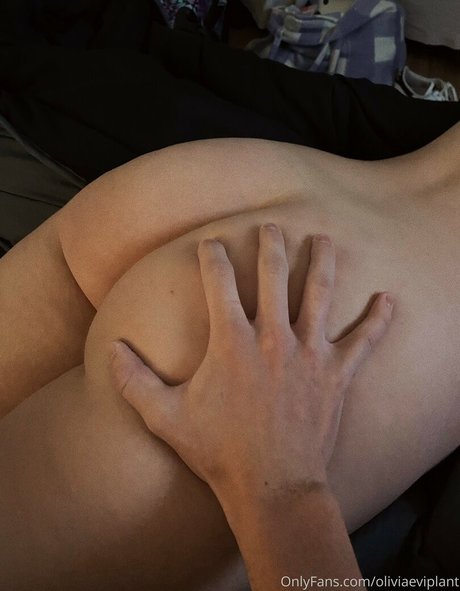 Oliviaeviplant desnudos de estrellas galerías