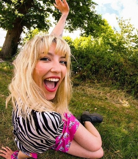 Cate Canning pornstar nice image