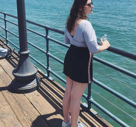 Aayley estrella erótica galerías