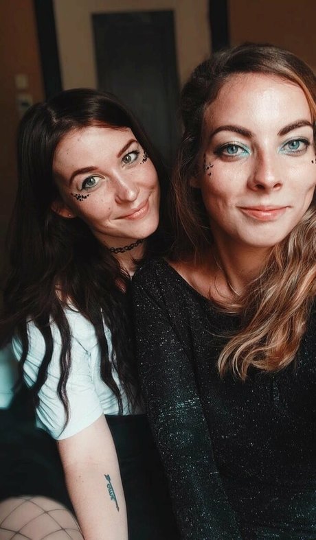 Aayley star du porno érotique images