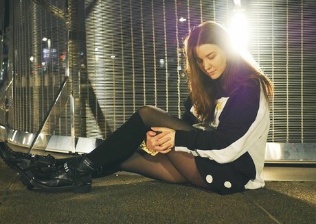 Aayley actrice érotique image