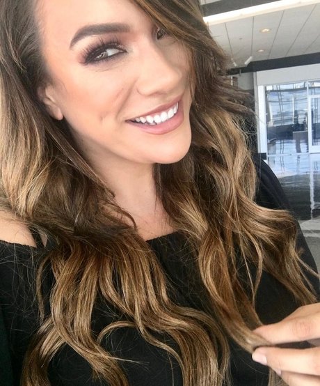 Lina Fanene estrella erótica galerías