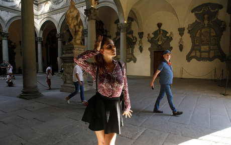 Auromineo modelo exclusivo fotos