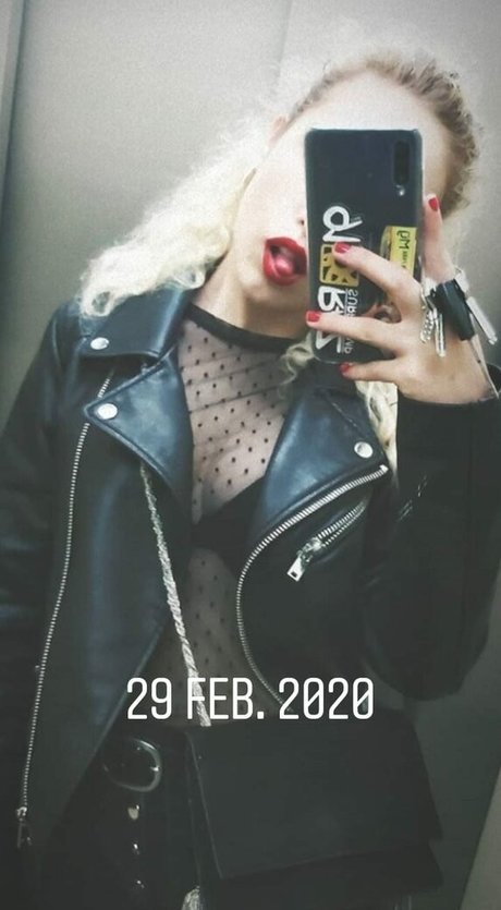 uxiaa 16 actrice artistique image