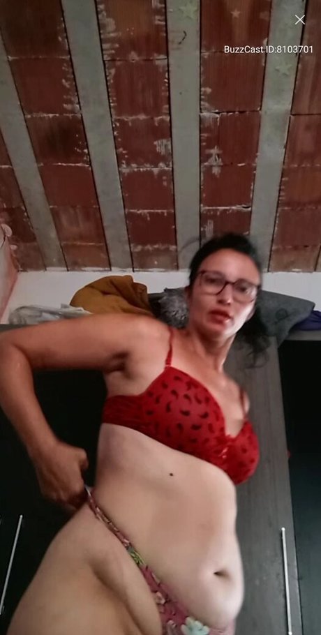 Sebastian Meliza hot actress photo