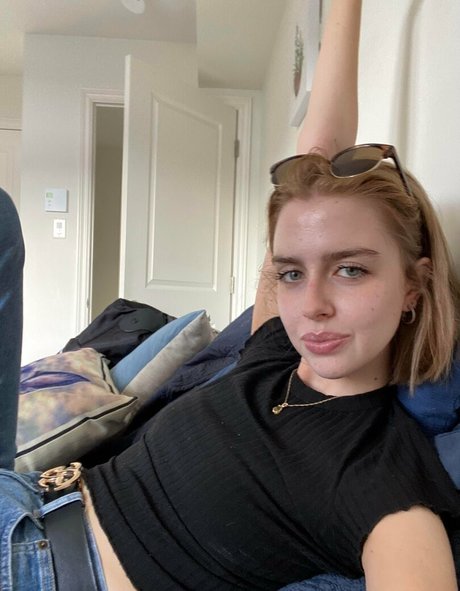 BlondeLindsayLohan star top pictures
