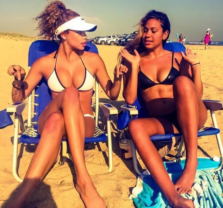 Alysse Joyner actriz caliente foto