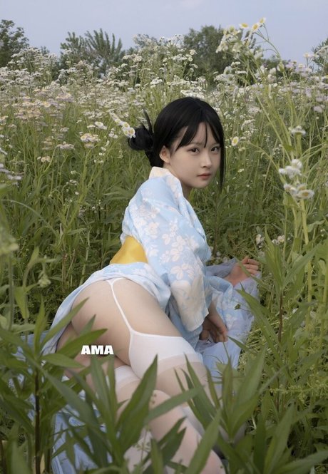 Xiaoze2022 naked model photos