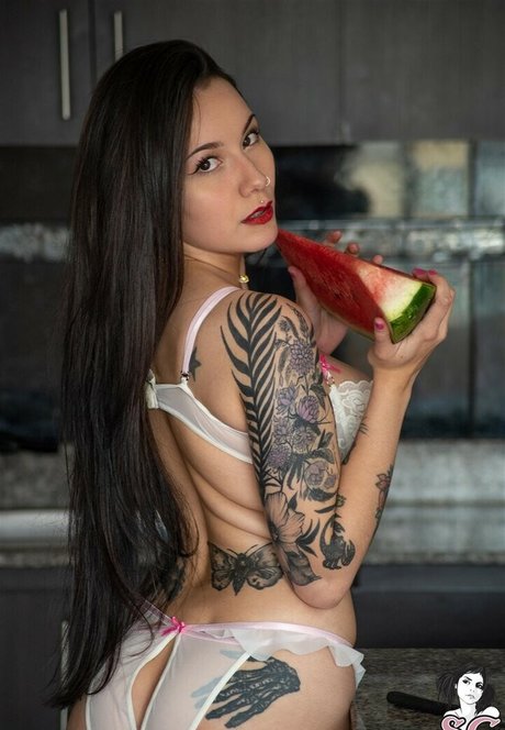 Laurapr adult actress picture
