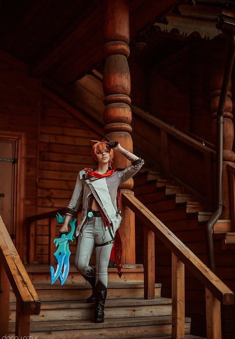 Bizarre Deer star du porno nue des photos