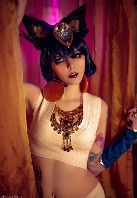 Bizarre Deer modelo sexy galerías