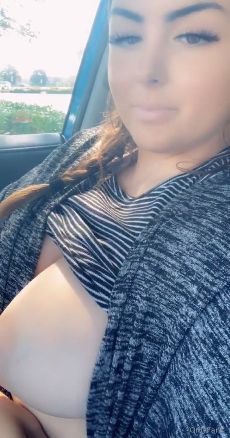 Iragebabe modelo xxx galería