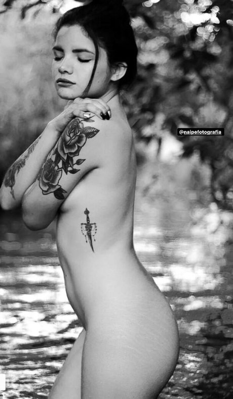 Jessie Cardim étoile sympa galeries