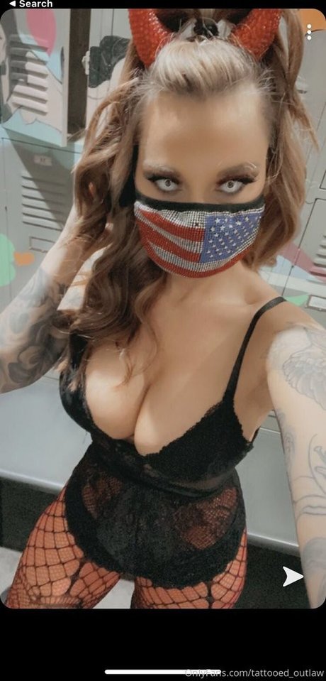 chroniclesofatiredassmom desnudos de estrellas galería