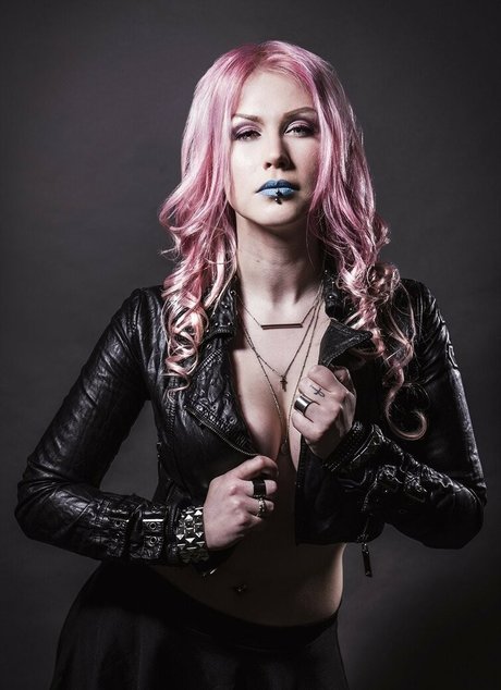 blackthornwitch étoile hd des photos