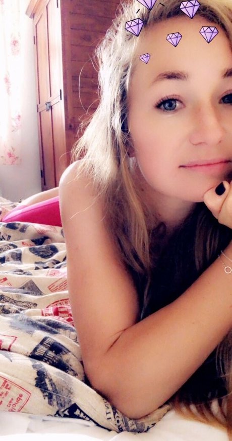 Julia Glushko actriz xxx imagen