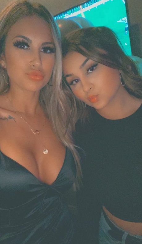 Kayla Lynne Hilton star du porno parfaite collection