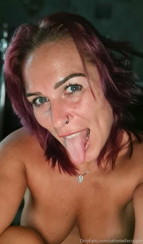 ukhotwife mejor modelo recopilación