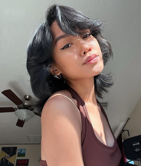 Tori Pareno estrella atractiva imágenes