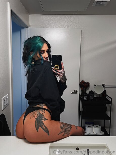 Dippedinpoison star du porno sympa collection