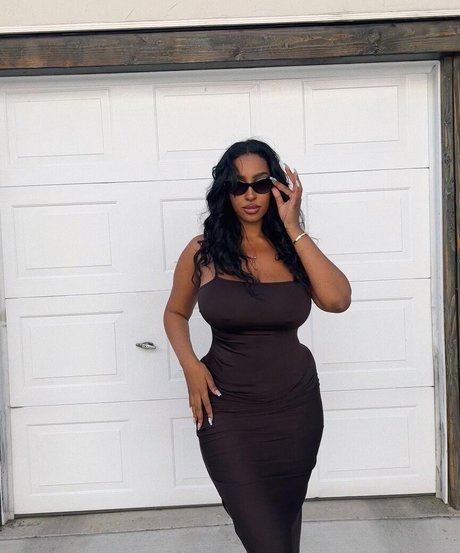 iLLi y estrella porno sexy galerías