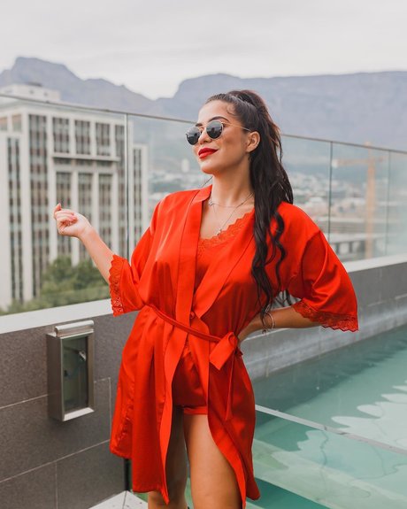 Nadia Jaftha haut modèle image