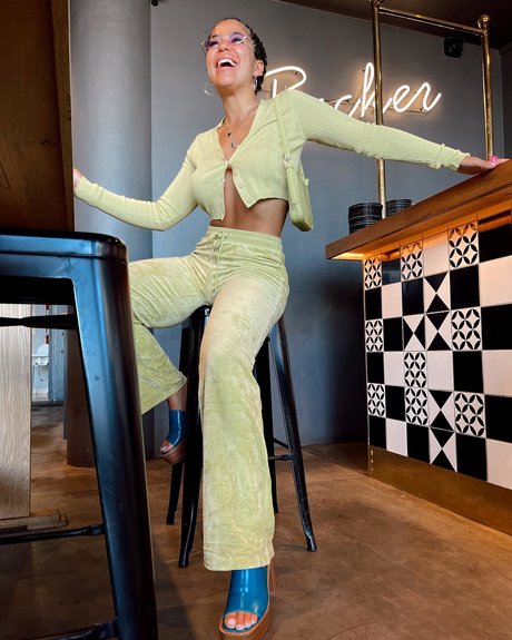 Nadia Jaftha nus de stars du porno galerie