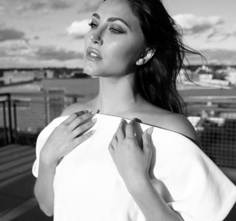 Cassie Scerbo pretty pornstar pics