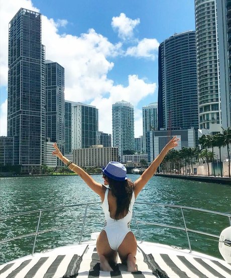 Cassie Scerbo star du sexe des photos