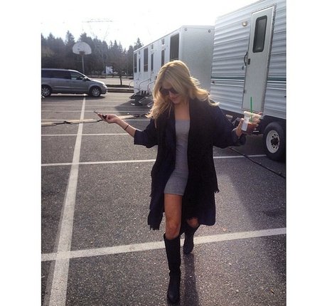 Cassie Scerbo modèle de sexe collection