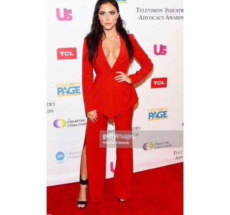 Cassie Scerbo estrella pornografica galería