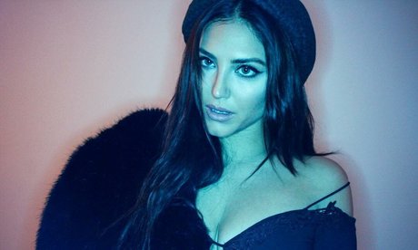 Cassie Scerbo model sexy image