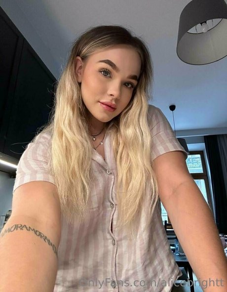 alicebrightt star top galleries