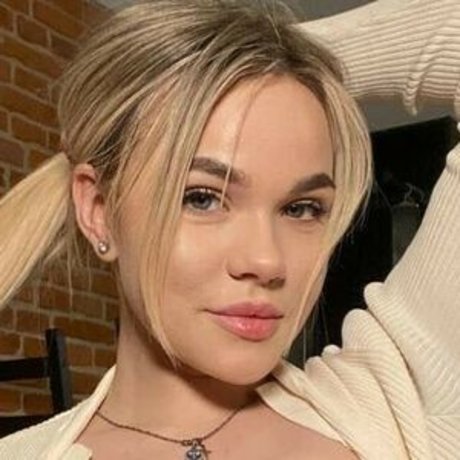 alicebrightt sexo estrella archivo