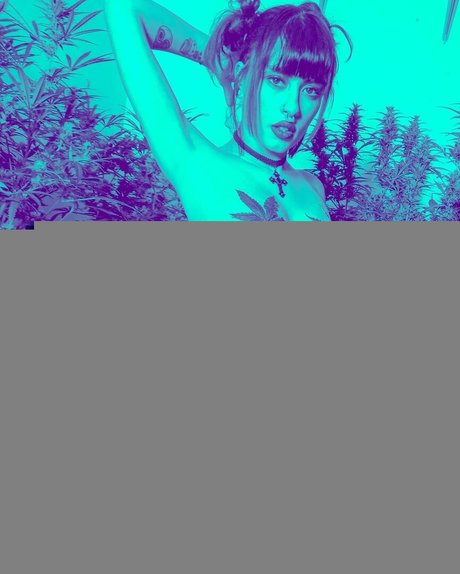 Amethyst queen19 modelo gratis imagen