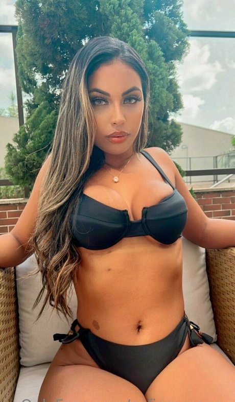 sofiamorenox estrella porno atractiva imagen