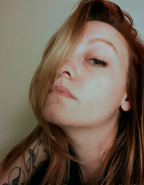 theradicalfox estrella exclusiva imagen