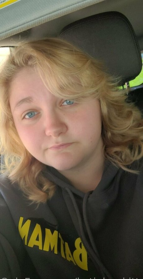 katiebugkitty122 estrella del arte imagen