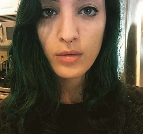 MalAfterMidnight actriz exclusiva archivo