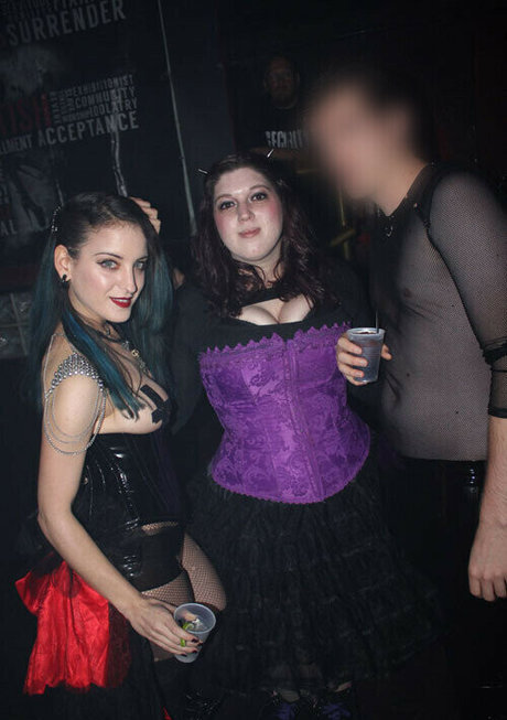 MalAfterMidnight estrella hd galerías