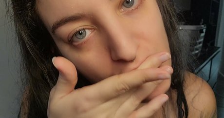 MalAfterMidnight modelo sexy archivo