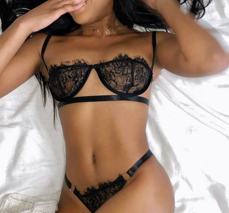 Sophievanmeter nude star images