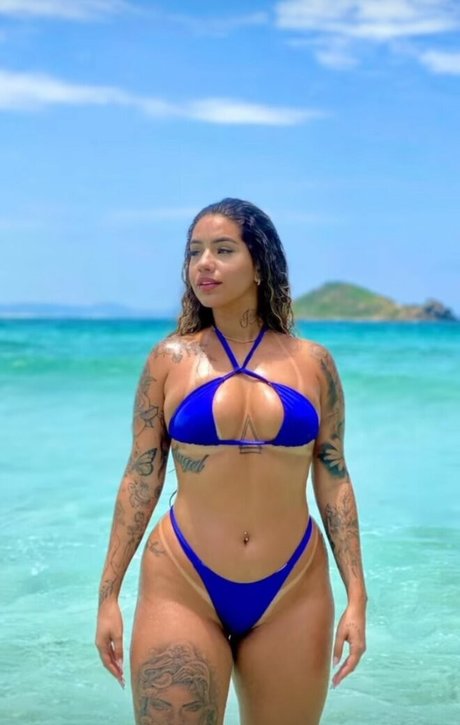 Muito Linda modèle magnifique galeries